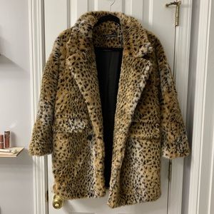 Brandy Melville leopard coat